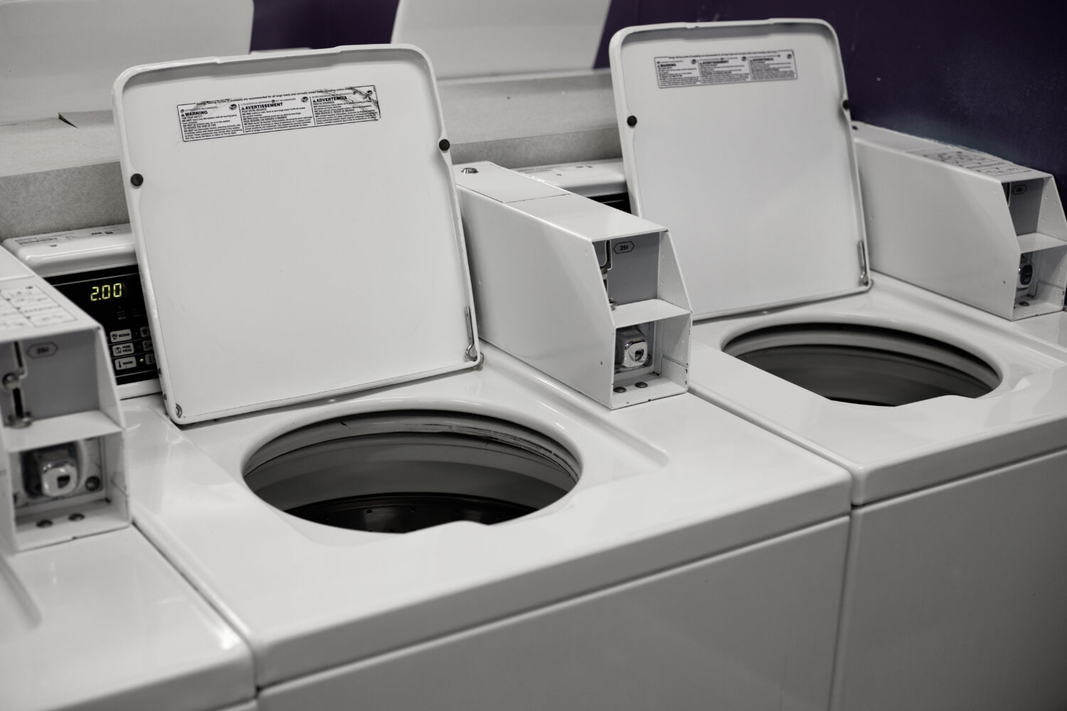 Coin Operated Laundromat Laundry Service